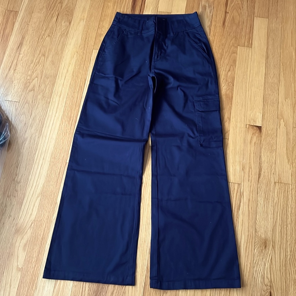 Wide leg navy pants with pockets